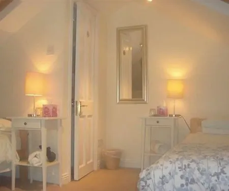 Bed & Breakfast Shantalla 3*